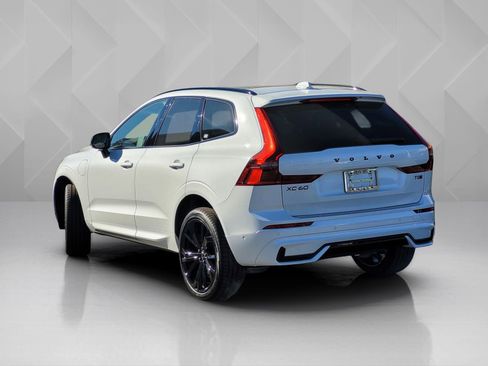 New 2026 Volvo XC60 T8 Ultra w/ Protection Package Premier AWD/4WD image 4