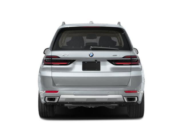 Used 2026 BMW X7 xDrive40i w/ M Sport Package AWD/4WD image 8