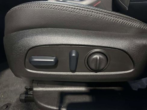 Certified 2024 GMC Terrain Denali w/ Denali Premium Package image 21