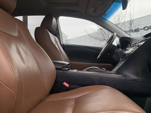 Used 2013 Lexus RX 450h AWD image 35