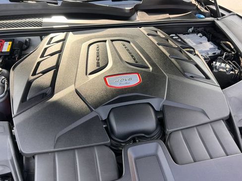 Used 2019 Porsche Cayenne Turbo AWD/4WD image 40