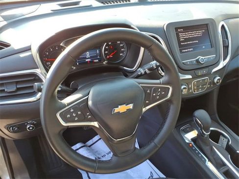 Used 2024 Chevrolet Equinox LT w/ LPO, Floor Liner Package image 11