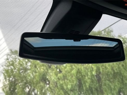 Used 2022 Chevrolet Tahoe Z71 w/ Z71 Off-Road Package image 26