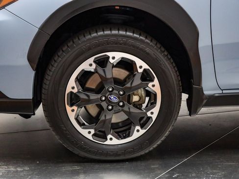 Used 2022 Subaru Crosstrek 2.0i Premium w/ Moonroof Package image 12