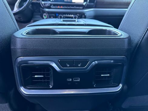 Used 2022 Chevrolet Silverado 1500 High Country w/ Technology Package image 30