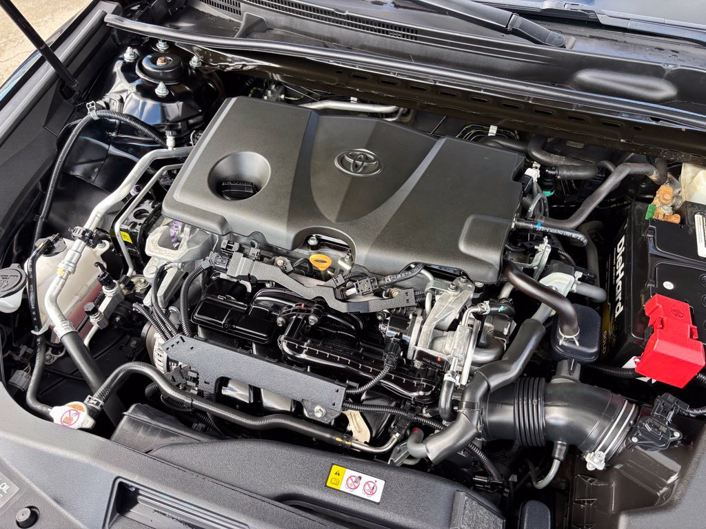 Used 2019 Toyota Camry SE w/ Carpet Mat Package FWD image 26