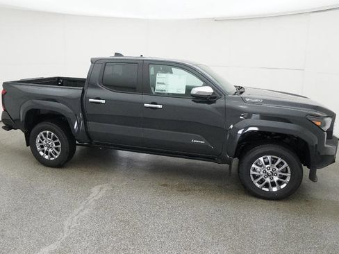 New 2025 Toyota Tacoma Limited image 27