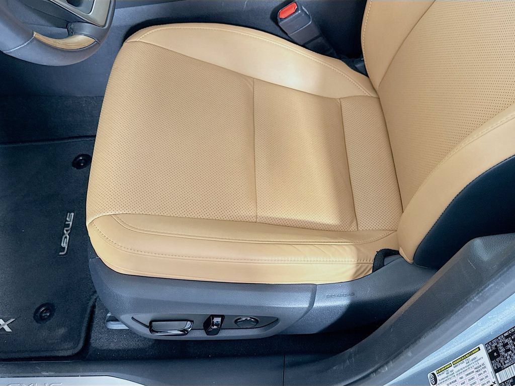 Certified 2025 Lexus RX 350 Premium w/ Convenience Package FWD image 20
