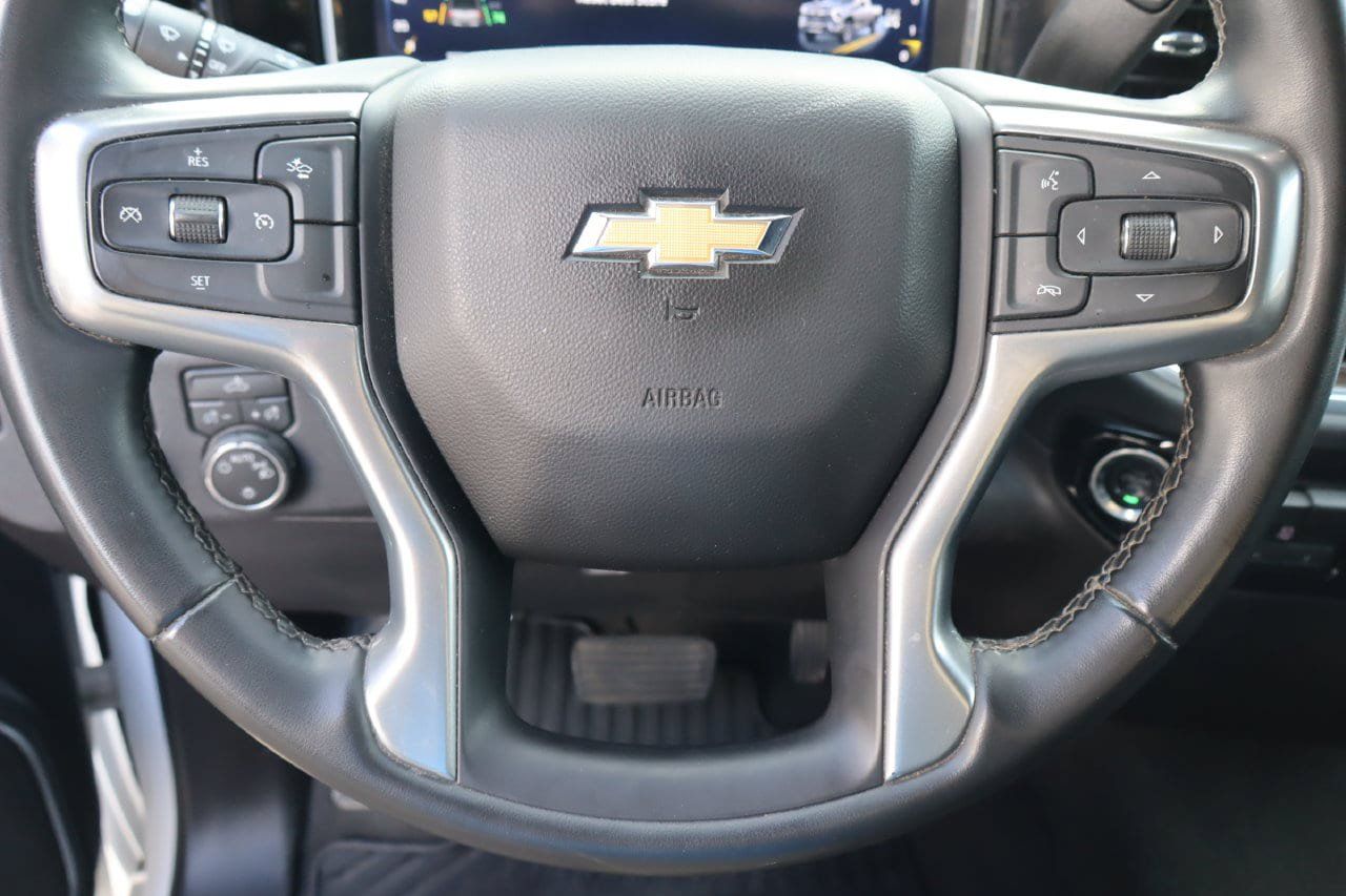 Used 2026 Chevrolet Silverado 2500 LT AWD/4WD image 11