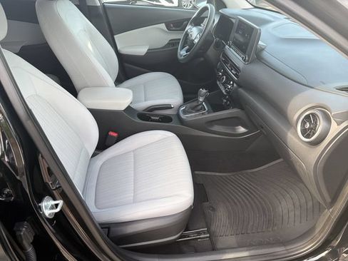 Certified 2023 Hyundai Kona SEL AWD/4WD image 16