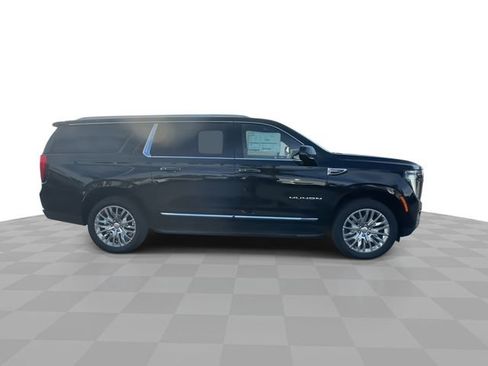 New 2025 GMC Yukon XL Elevation image 9