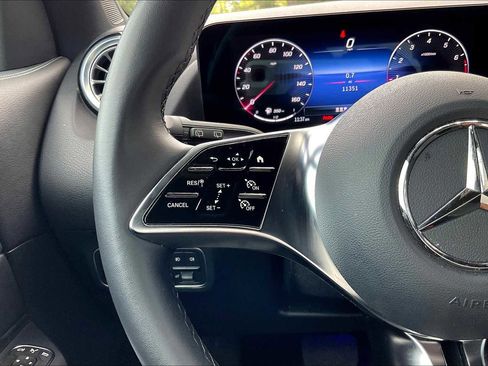 Certified 2025 Mercedes-Benz GLA 250 image 19