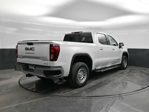 New 2026 GMC Sierra 1500 SLE w/ Preferred Package image 8