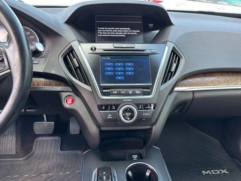 Used 2020 Acura MDX w/ Technology Package AWD/4WD image 16