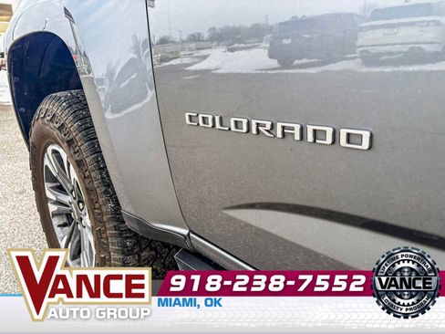 Used 2021 Chevrolet Colorado Z71 image 12
