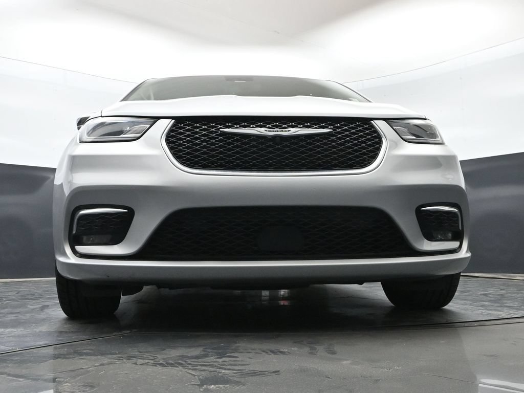 Used 2022 Chrysler Pacifica Limited AWD/4WD image 50