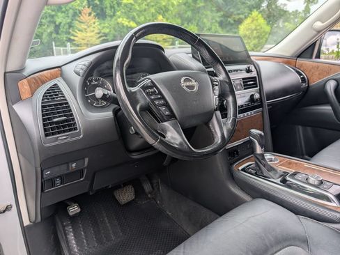 Used 2021 Nissan Armada SL w/ Captain's Chairs Package AWD/4WD image 12