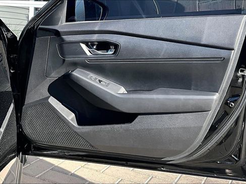 Used 2023 Honda Accord LX image 24