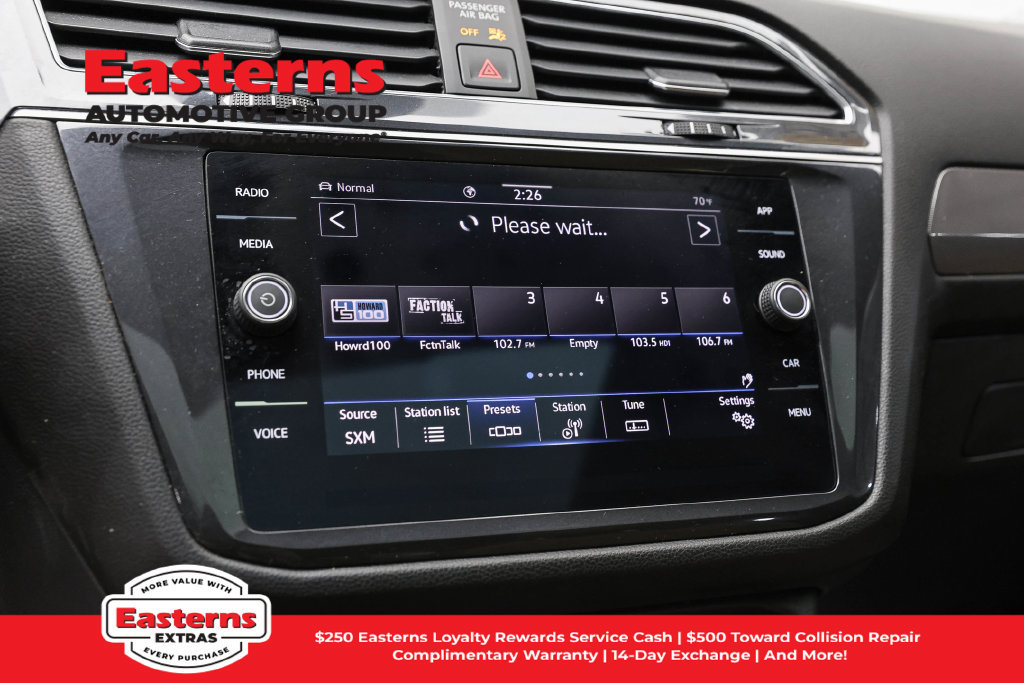 Used 2023 Volkswagen Tiguan SE AWD/4WD image 18