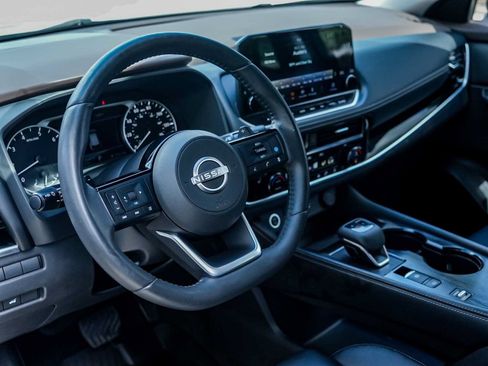 Used 2023 Nissan Rogue SL w/ SL Premium Package FWD image 8