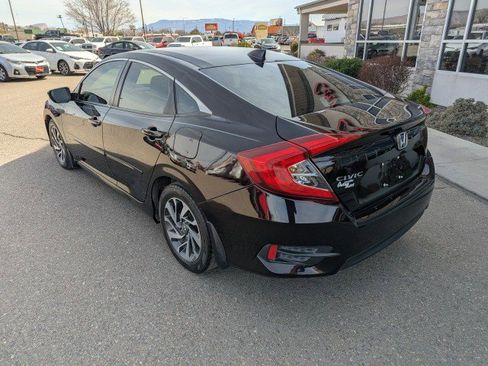 Used 2017 Honda Civic EX image 3
