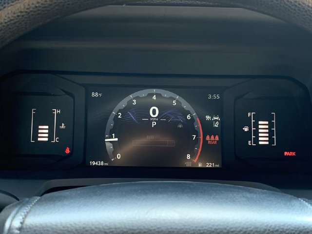 Used 2025 Toyota Tacoma SR5 AWD/4WD image 20