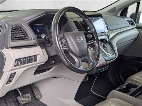 Used 2018 Honda Odyssey EX-L image 2