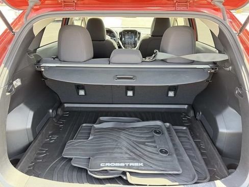 Used 2025 Subaru Crosstrek 2.5i Premium AWD/4WD image 9