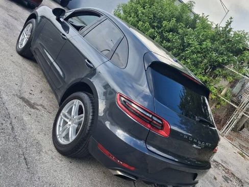 Used 2017 Porsche Macan AWD/4WD image 6