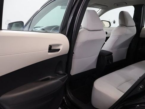 Certified 2024 Toyota Corolla Cross L AWD/4WD image 27