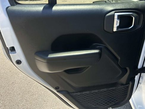 Used 2021 Jeep Wrangler Unlimited Sport AWD/4WD image 20