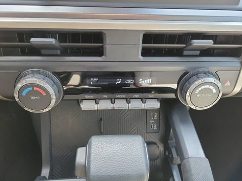 Used 2024 Toyota Tacoma SR5 AWD/4WD image 26