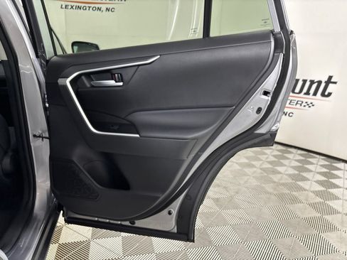 Used 2023 Toyota RAV4 XLE w/ Convenience Package FWD image 28