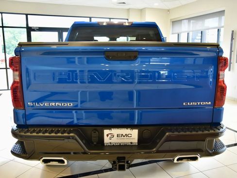 Used 2022 Chevrolet Silverado 1500 Custom Trail Boss AWD/4WD image 5