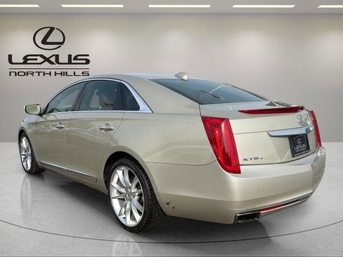 Used 2015 Cadillac XTS Premium image 8