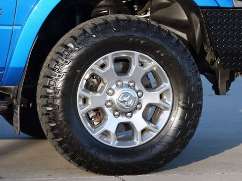 Used 2020 RAM 2500 Laramie image 19