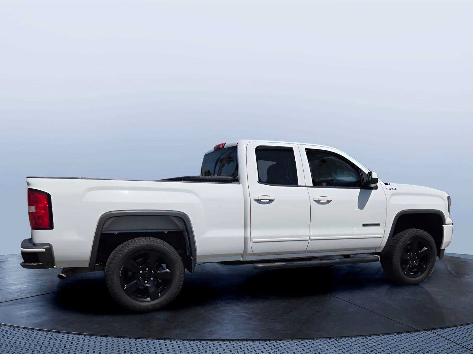 Used 2018 GMC Sierra 1500 4x4 Double Cab w/ Elevation Edition image 5