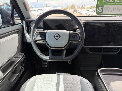 Used 2024 Rivian R1S Adventure AWD/4WD image 14