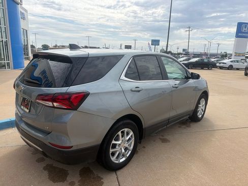 Used 2023 Chevrolet Equinox LT FWD image 11