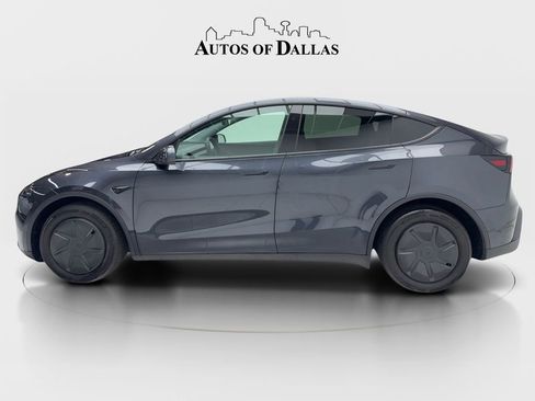 Used 2026 Tesla Model Y 2WD image 6