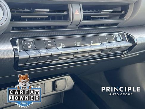 Used 2025 Toyota Prius XLE image 24