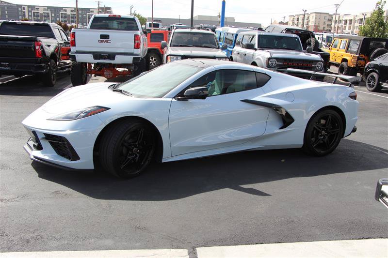 Used 2022 Chevrolet Corvette Stingray Preferred Cpe w/ Z51 Performance Package RWD image 7