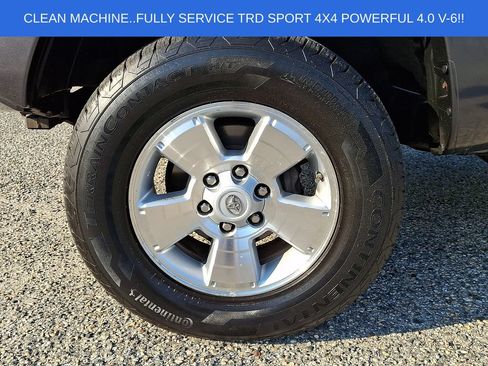 Used 2012 Toyota Tacoma 4x4 Access Cab V6 w/ TRD Sport Pkg image 8