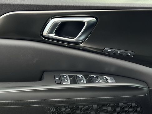 New 2027 Kia Carnival SX Prestige FWD image 20