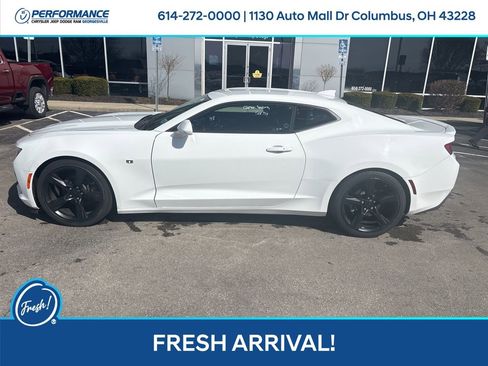 Used 2018 Chevrolet Camaro LT image 7