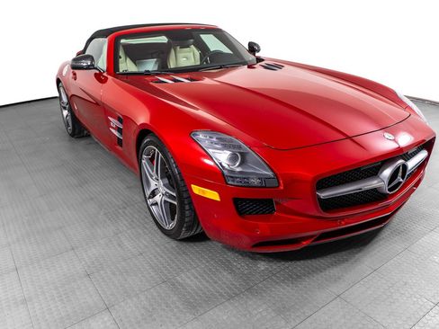 Used 2012 Mercedes-Benz SLS AMG Roadster image 57