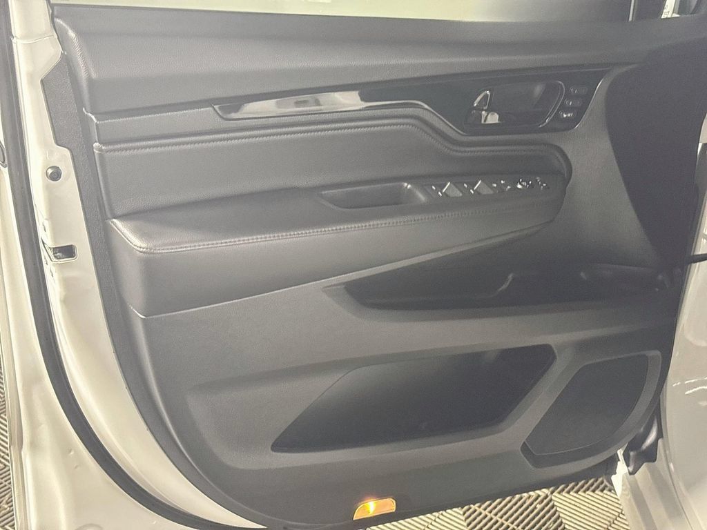 Used 2021 Honda Odyssey Touring image 10