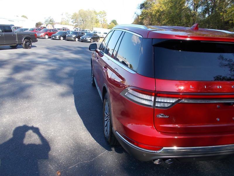 Used 2020 Lincoln Aviator Reserve w/ Equipment Group 201A AWD/4WD image 4