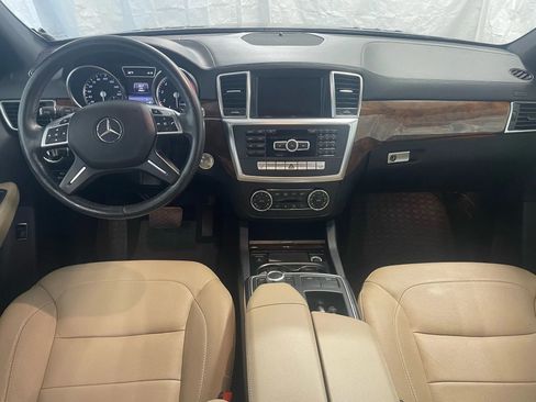 Used 2015 Mercedes-Benz GL 450 4MATIC image 21