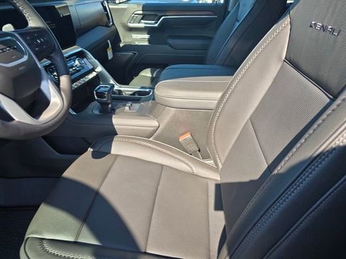 New 2026 GMC Sierra 1500 Denali image 17